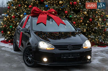 Хетчбек Volkswagen Golf 2006 в Дніпрі