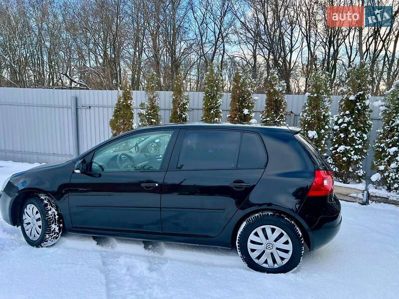 Хетчбек Volkswagen Golf 2008 в Полтаві