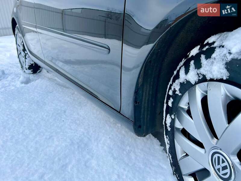 Хетчбек Volkswagen Golf 2008 в Полтаві