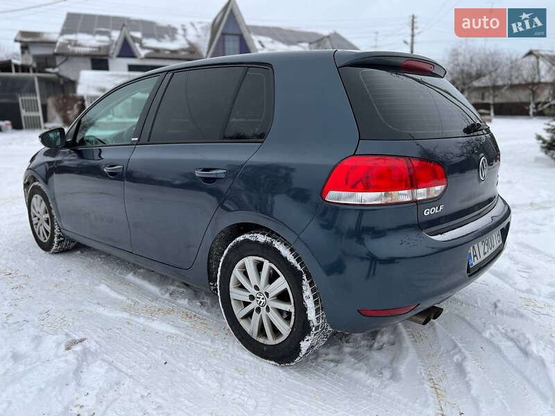 Хетчбек Volkswagen Golf 2012 в Козелеці