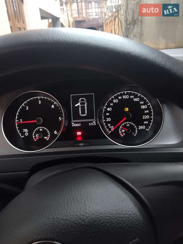 Универсал Volkswagen Golf 2014 в Мукачево