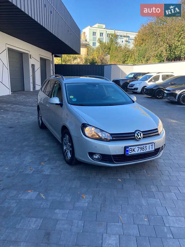 Універсал Volkswagen Golf 2010 в Рівному фото 3 Універсал Volkswagen Golf 2010 в Рівному
