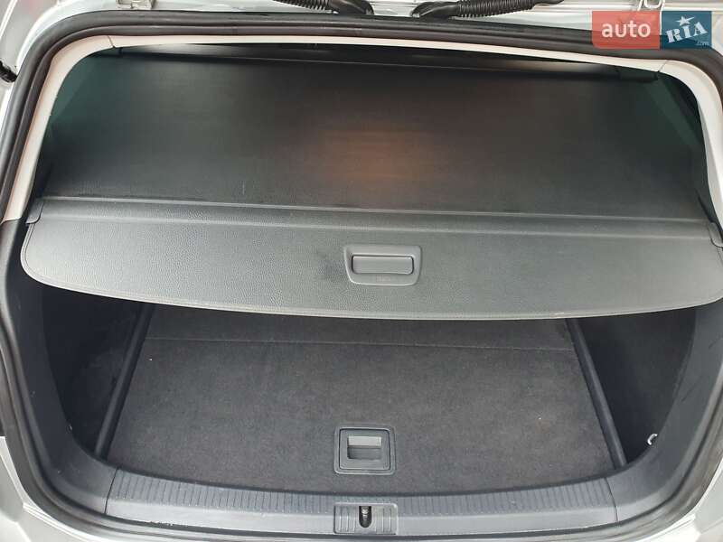 Универсал Volkswagen Golf 2015 в Киеве