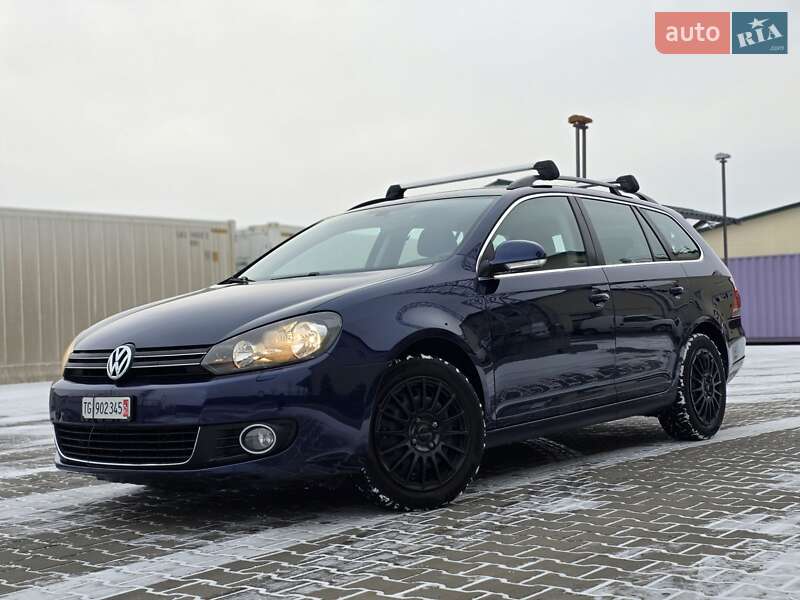 Универсал Volkswagen Golf 2010 в Луцке