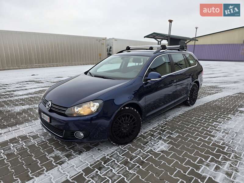 Универсал Volkswagen Golf 2010 в Луцке