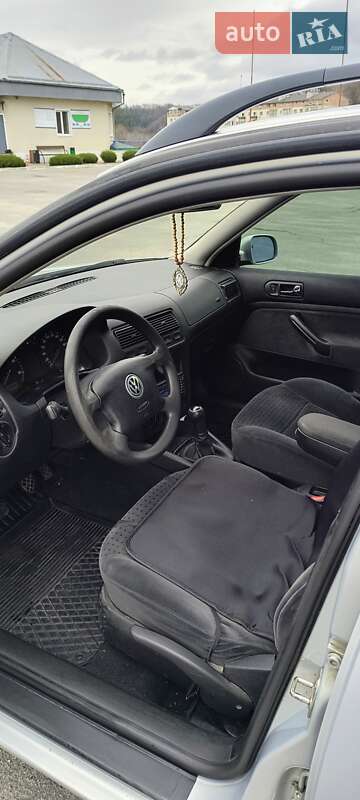 Універсал Volkswagen Golf 2000 в Обухові