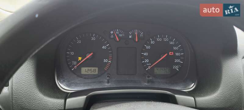 Універсал Volkswagen Golf 2000 в Обухові