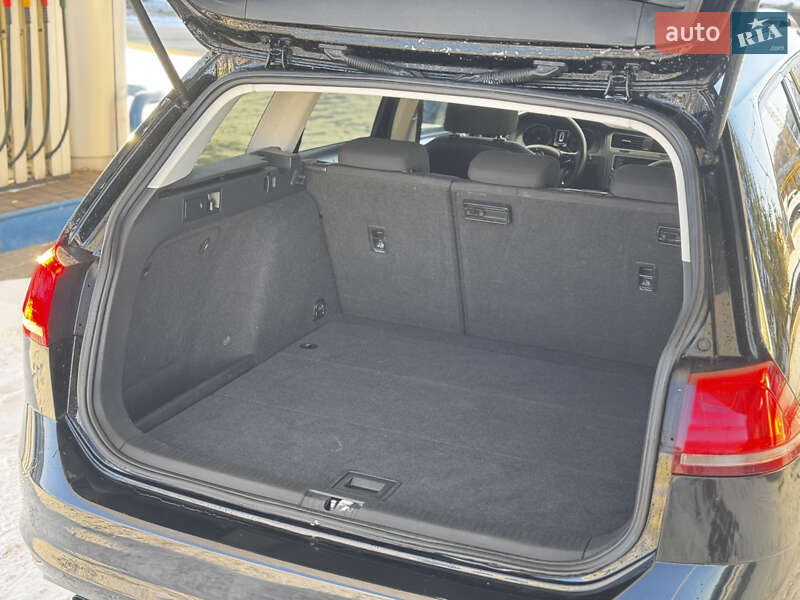 Универсал Volkswagen Golf 2014 в Хмельницком