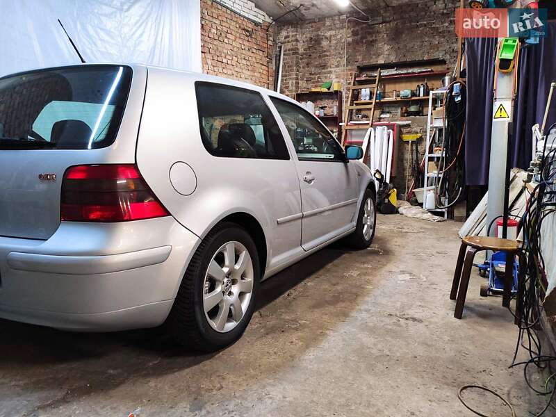 Volkswagen Golf 1998