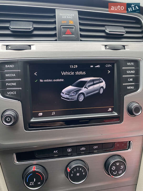 Универсал Volkswagen Golf 2015 в Киеве