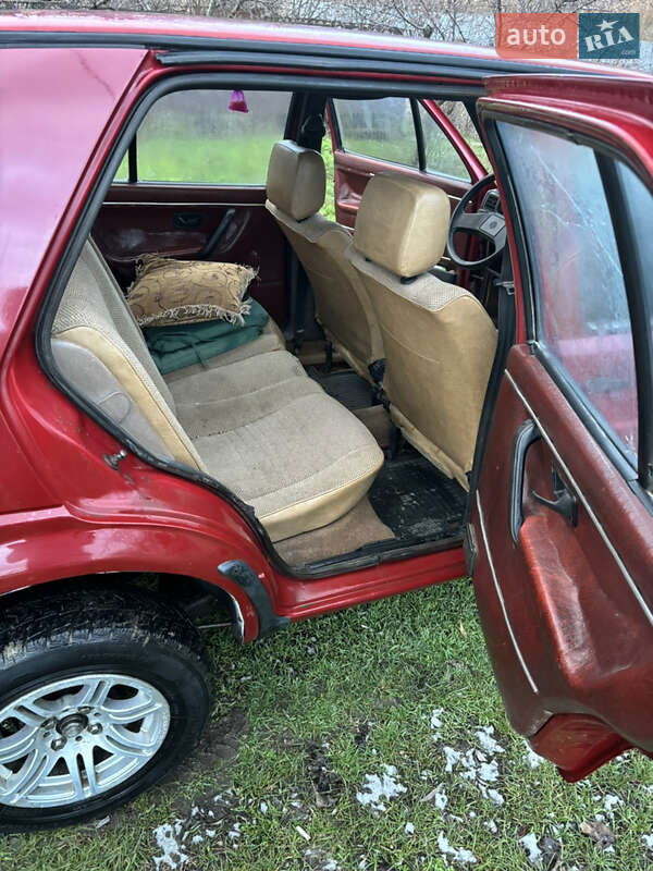 Хетчбек Volkswagen Golf 1984 в Первомайську