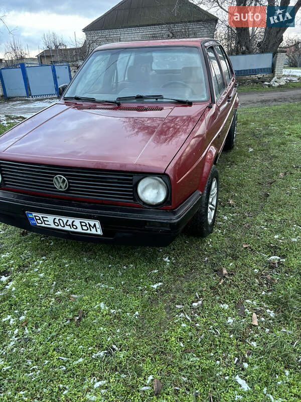 Хетчбек Volkswagen Golf 1984 в Первомайську