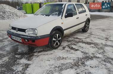 Хетчбек Volkswagen Golf 1992 в Березному