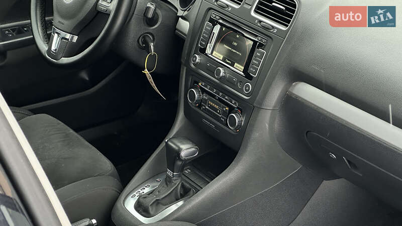 Універсал Volkswagen Golf 2009 в Самборі