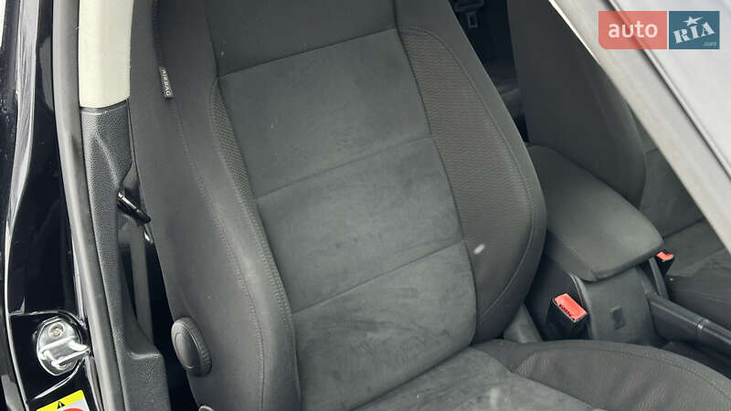 Універсал Volkswagen Golf 2009 в Самборі