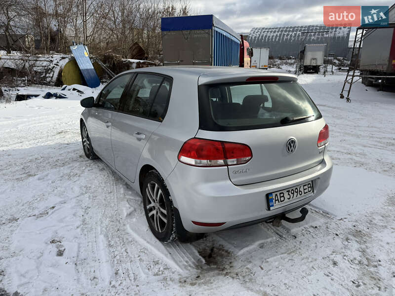 Хетчбек Volkswagen Golf 2010 в Вінниці