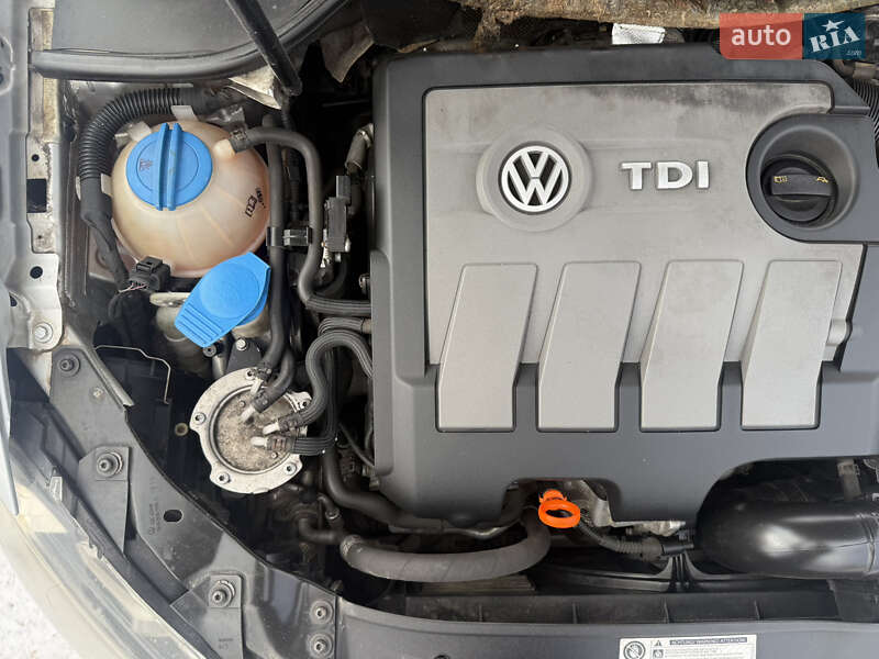 Хетчбек Volkswagen Golf 2010 в Вінниці