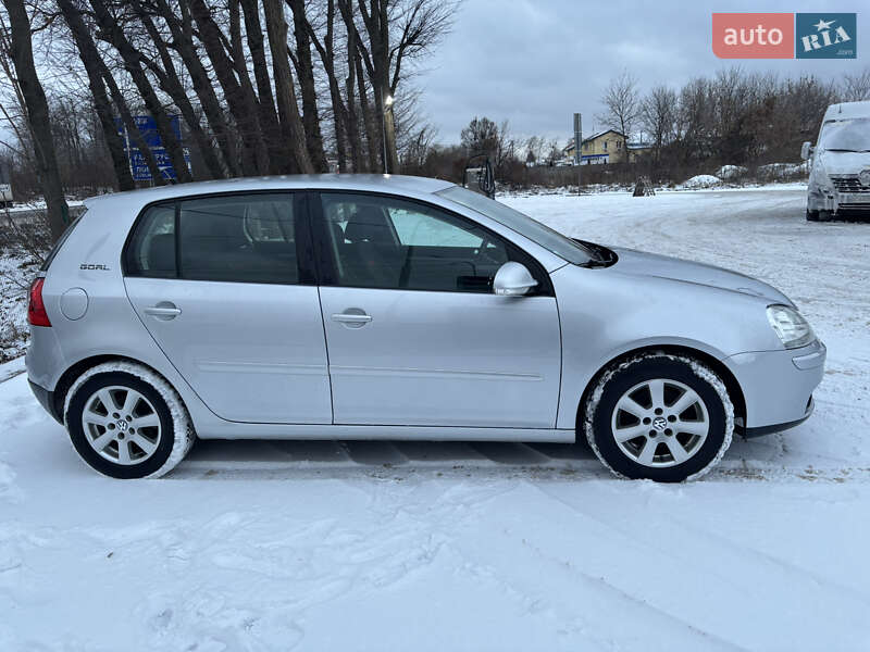 Хэтчбек Volkswagen Golf 2007 в Львове
