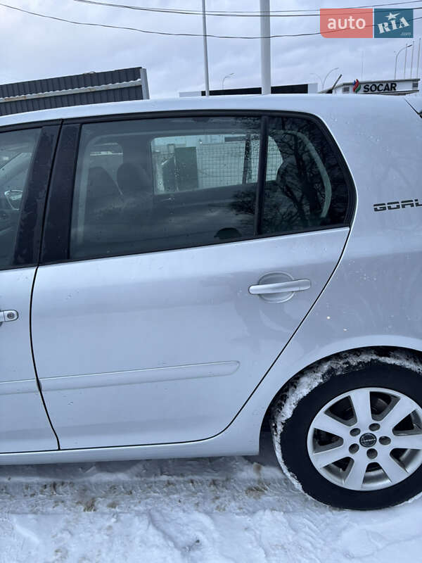 Хэтчбек Volkswagen Golf 2007 в Львове