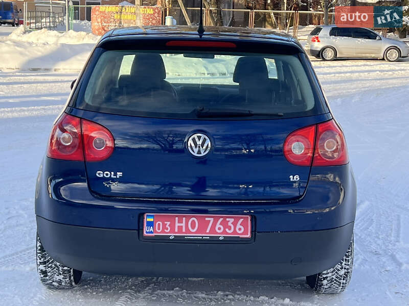 Хетчбек Volkswagen Golf 2007 в Лубнах