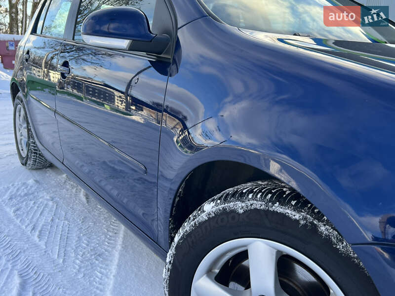 Хетчбек Volkswagen Golf 2007 в Лубнах