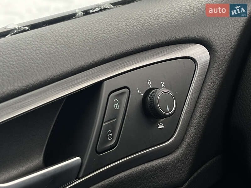 Универсал Volkswagen Golf 2019 в Луцке