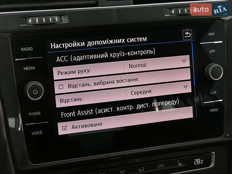 Универсал Volkswagen Golf 2019 в Луцке