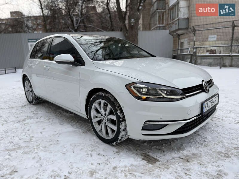 Хетчбек Volkswagen Golf 2018 в Києві