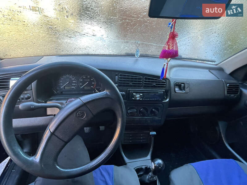 Хэтчбек Volkswagen Golf 1994 в Сколе фото 9 Хэтчбек Volkswagen Golf 1994 в Сколе
