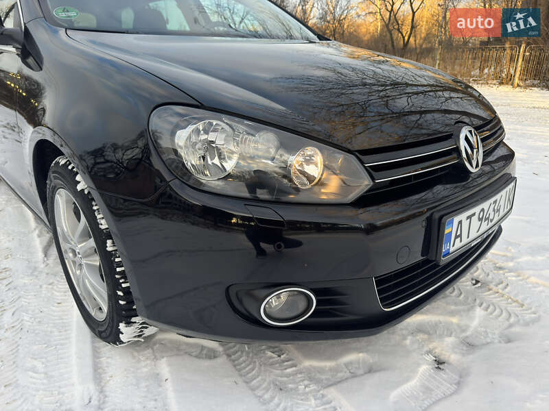 Универсал Volkswagen Golf 2012 в Калуше