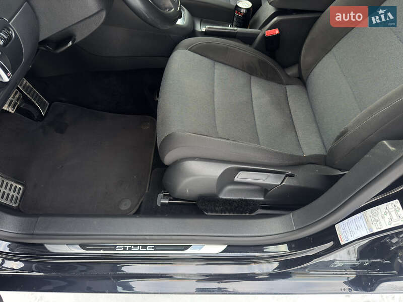 Универсал Volkswagen Golf 2012 в Калуше