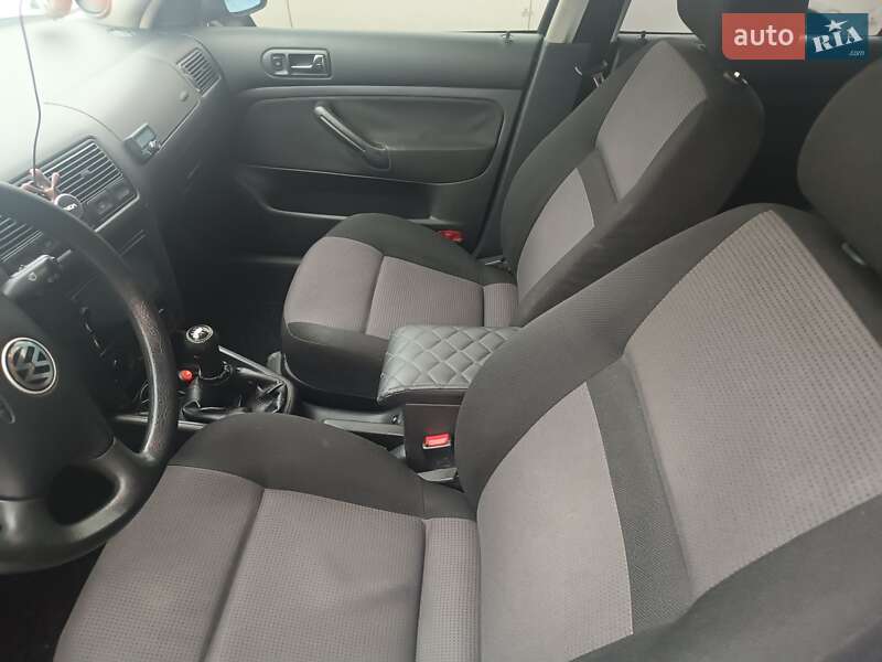 Хэтчбек Volkswagen Golf 2001 в Репках фото 6 Хэтчбек Volkswagen Golf 2001 в Репках