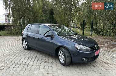 Хетчбек Volkswagen Golf 2011 в Стрию