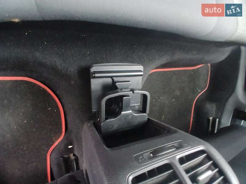 Хетчбек Volkswagen Golf 2006 в Тернополі