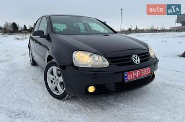 Хэтчбек Volkswagen Golf 2008 в Львове