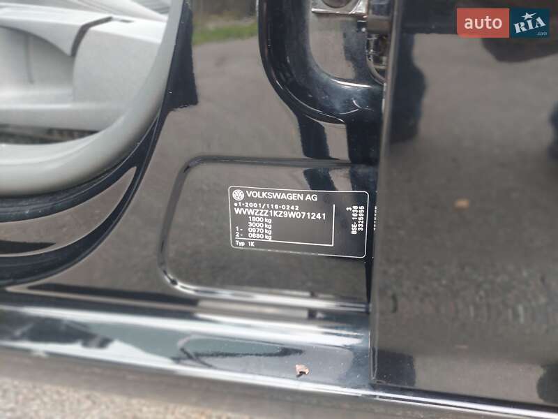 Хетчбек Volkswagen Golf 2008 в Львові