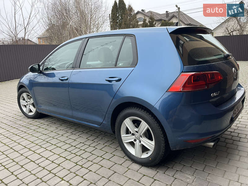 Хетчбек Volkswagen Golf 2017 в Вінниці