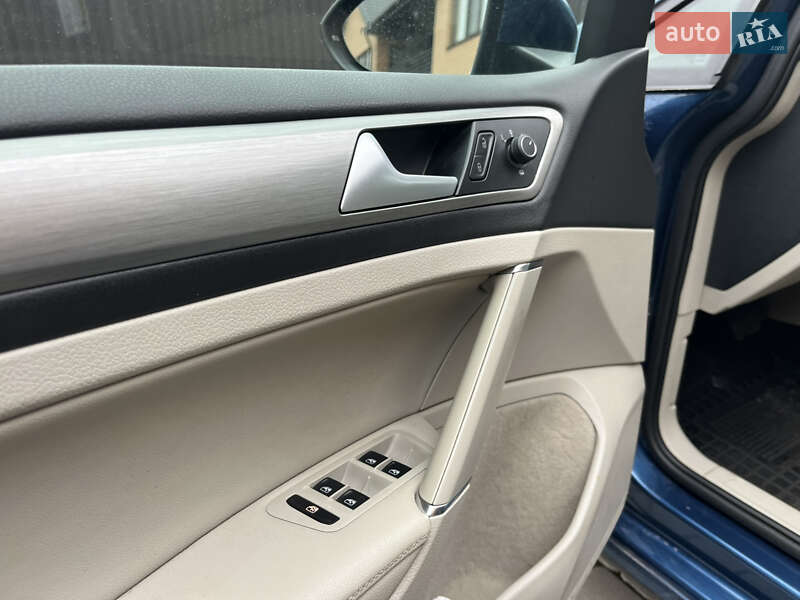 Хетчбек Volkswagen Golf 2017 в Вінниці