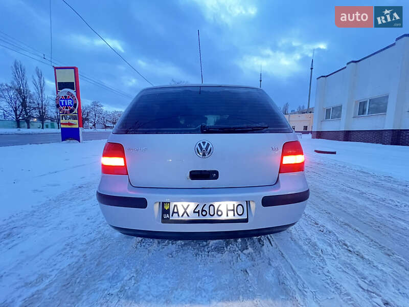 Хэтчбек Volkswagen Golf 1998 в Харькове