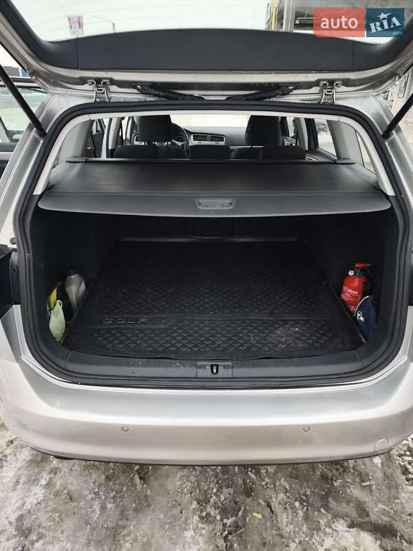 Універсал Volkswagen Golf 2014 в Львові
