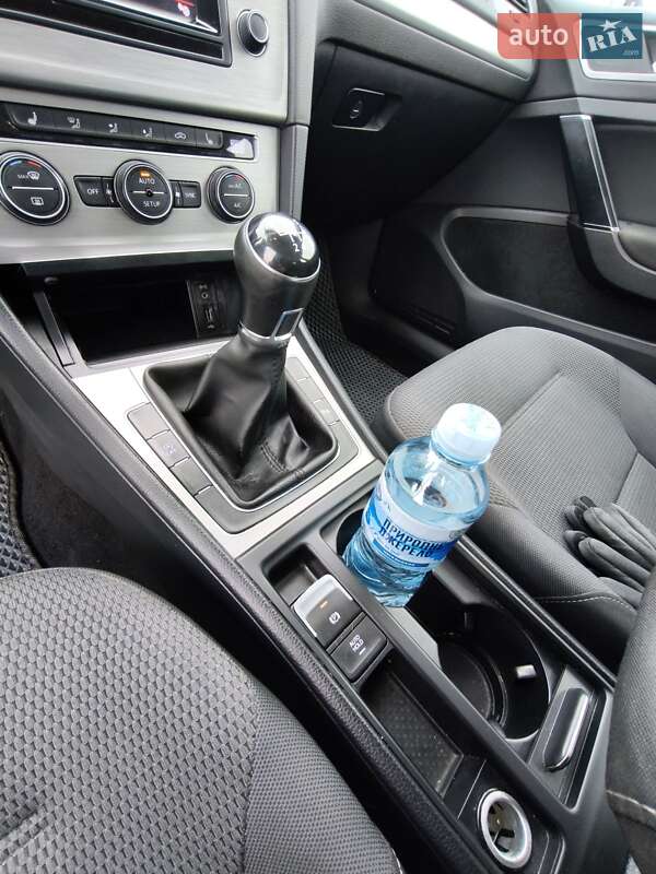 Універсал Volkswagen Golf 2014 в Львові