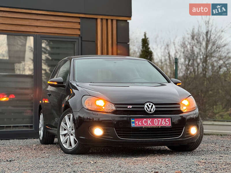 Хетчбек Volkswagen Golf 2010 в Дрогобичі