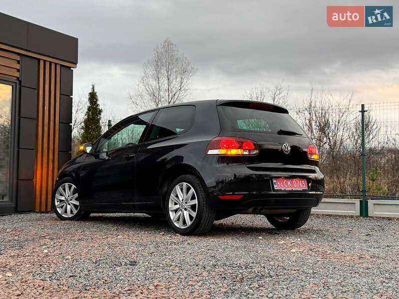 Хетчбек Volkswagen Golf 2010 в Дрогобичі