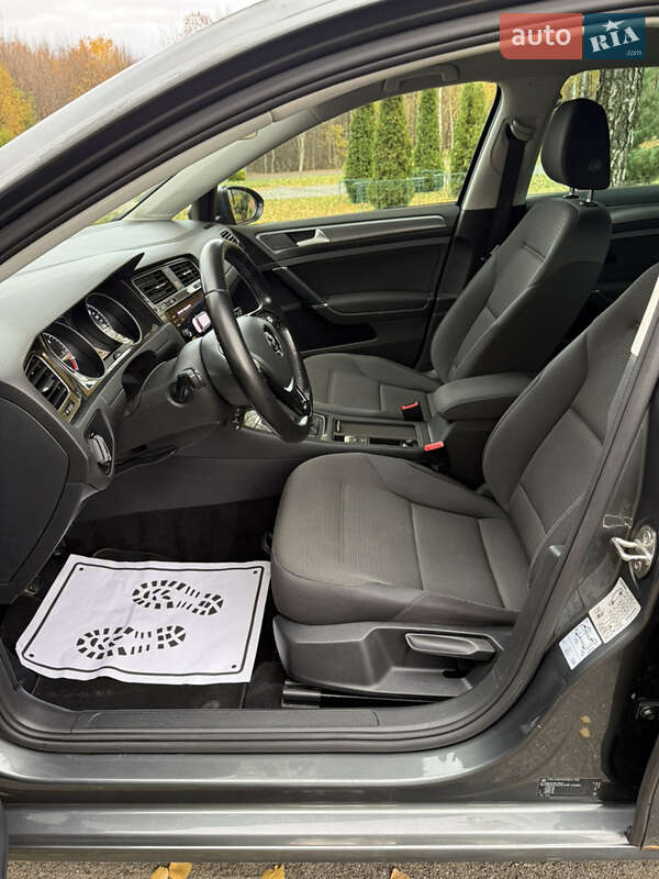 Універсал Volkswagen Golf 2018 в Хмельницькому