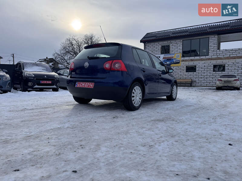 Хетчбек Volkswagen Golf 2007 в Звенигородці