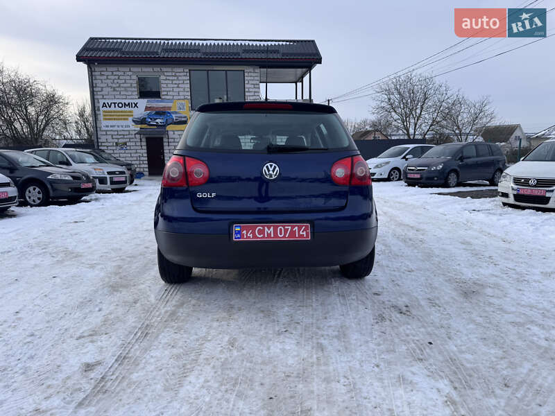 Хетчбек Volkswagen Golf 2007 в Звенигородці