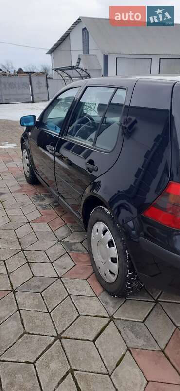 Хетчбек Volkswagen Golf 2001 в Бучачі