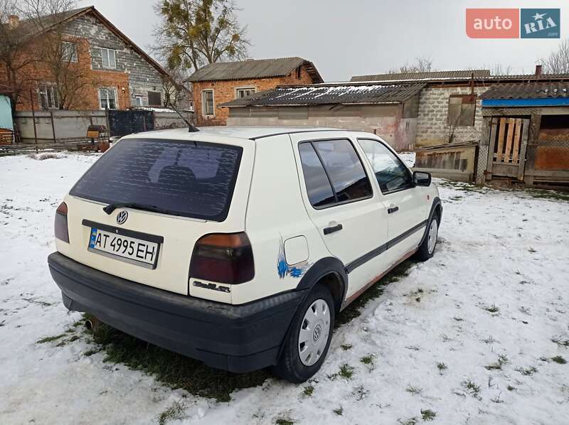 Хэтчбек Volkswagen Golf 1993 в Ивано-Франковске