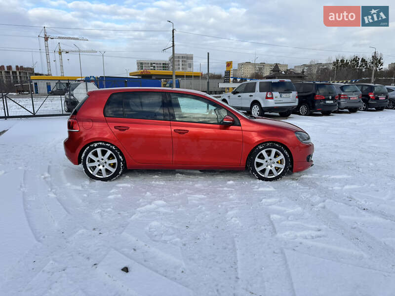 Хетчбек Volkswagen Golf 2009 в Луцьку