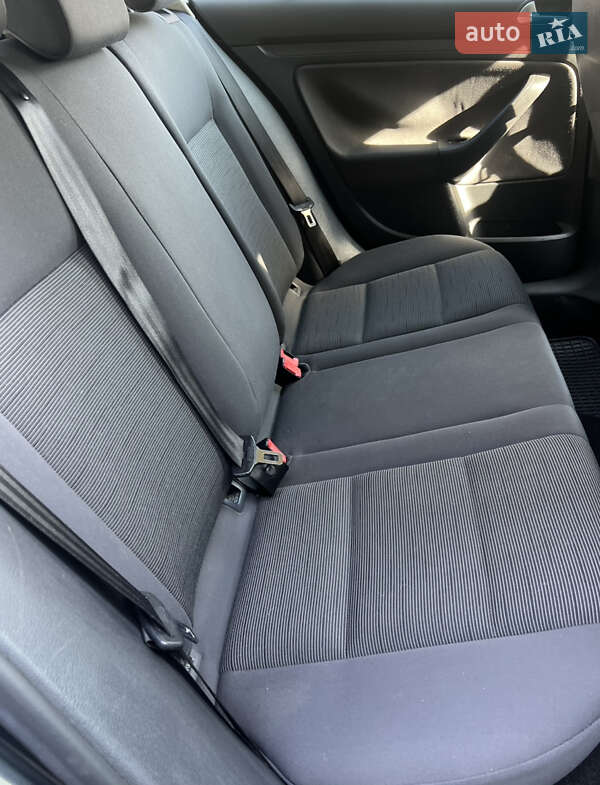 Хетчбек Volkswagen Golf 2007 в Любомлі фото 10 Хетчбек Volkswagen Golf 2007 в Любомлі